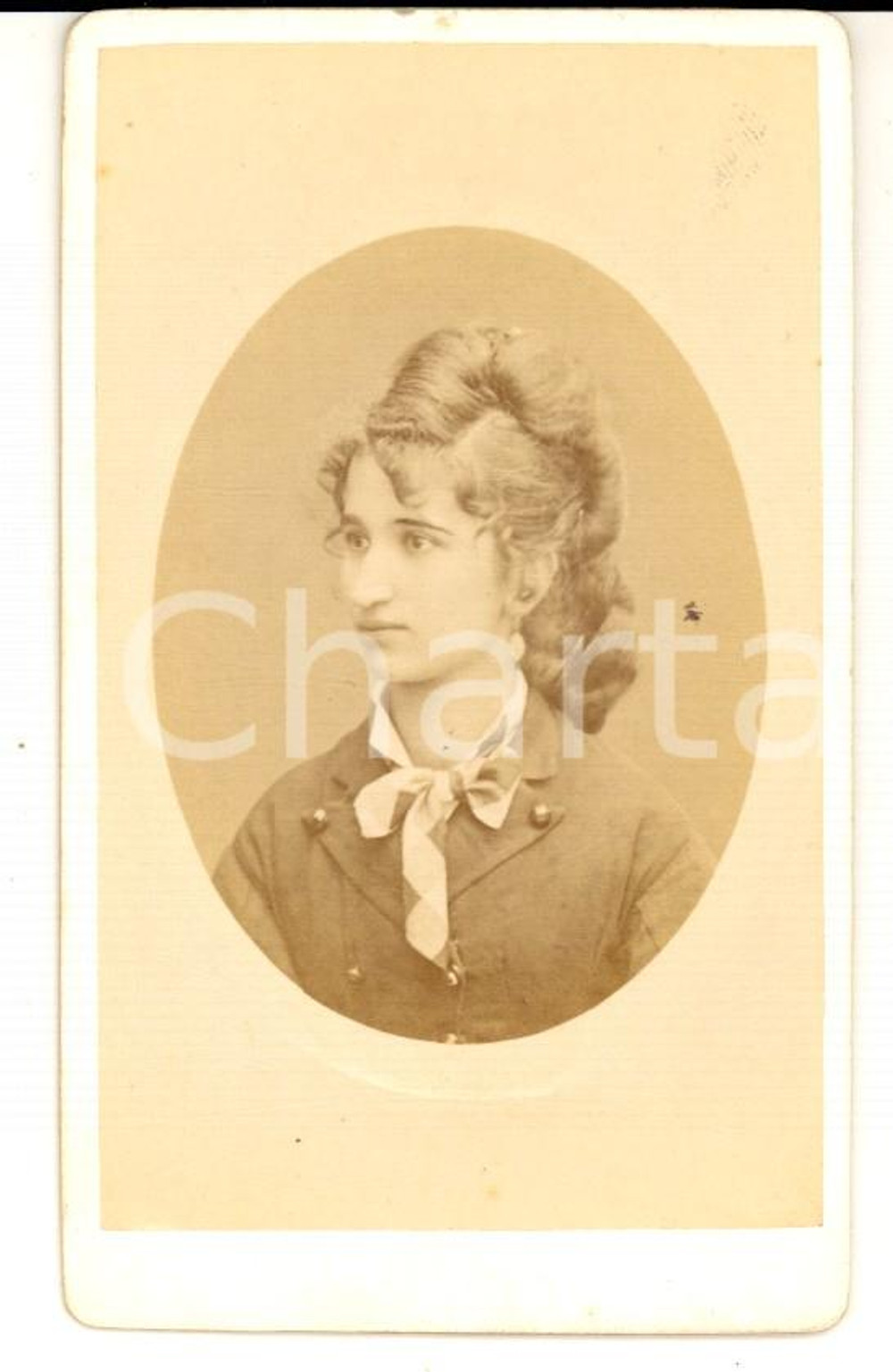 Fotografia d epoca originale 1880 ca CASALE MONFERRATO AL Giovane donna con foulard a quadretti TAMBURINI 1
