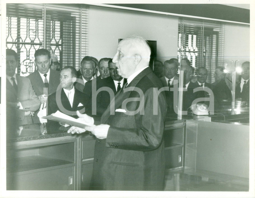 Fotografia d epoca originale 1965 MORTARA Direttore inaugura nuova sede Banca Provinciale Lombarda Fotografia 1