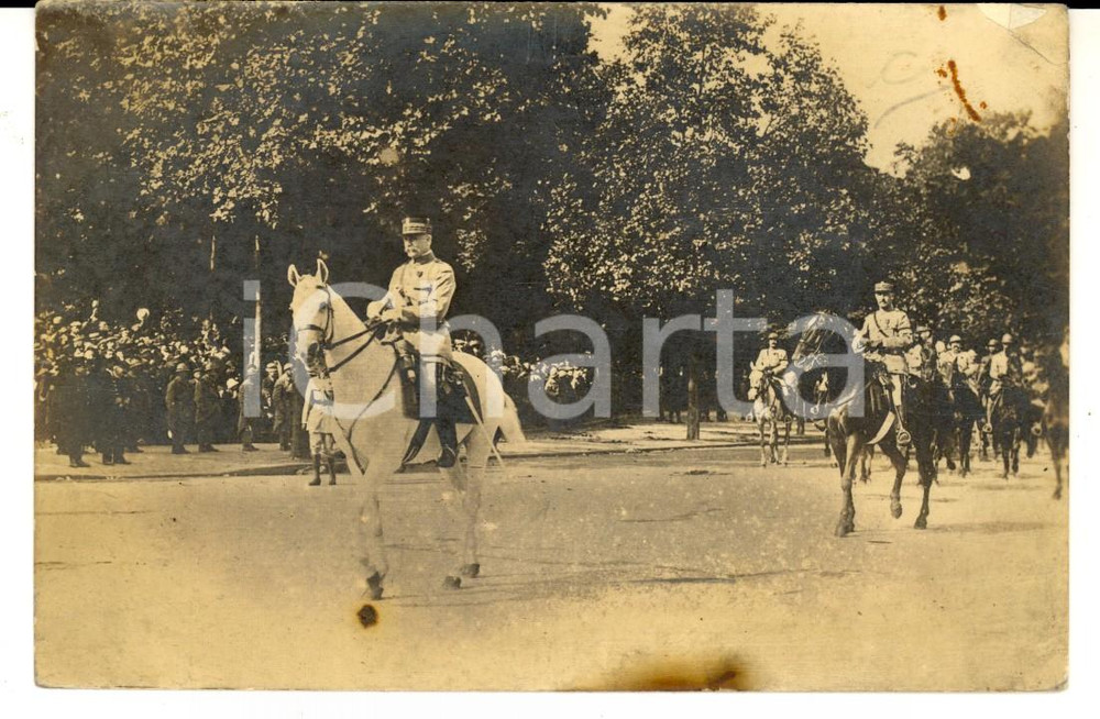 Fotografia d epoca originale 1919 BILLANCOURT F Una parata militare a cavallo Fotografia MILITARE FP 1