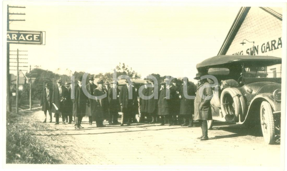 Fotografia d epoca originale 1916 PHILADELPHIA, PENNSYLVANIA Comitiva di turisti al Rising Sun Garage garage 1