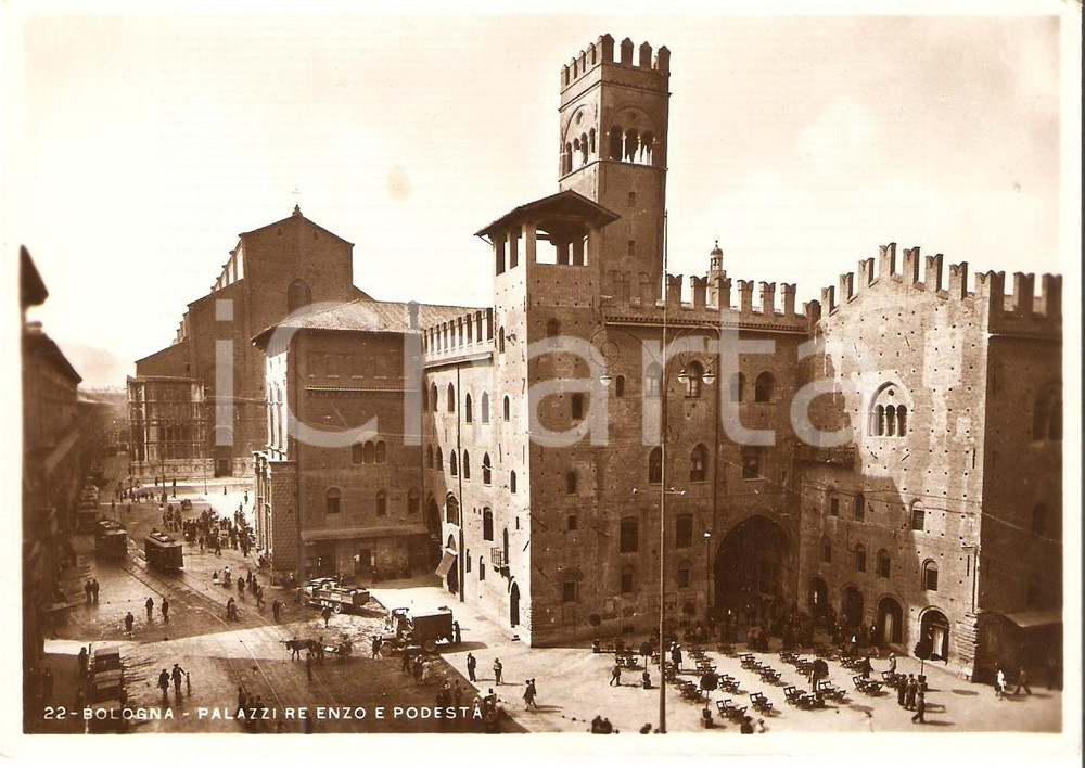 1950 ca BOLOGNA Palazzo RE ENZO e Palazzo Podestà *Cartolina ANIMATA FG NV