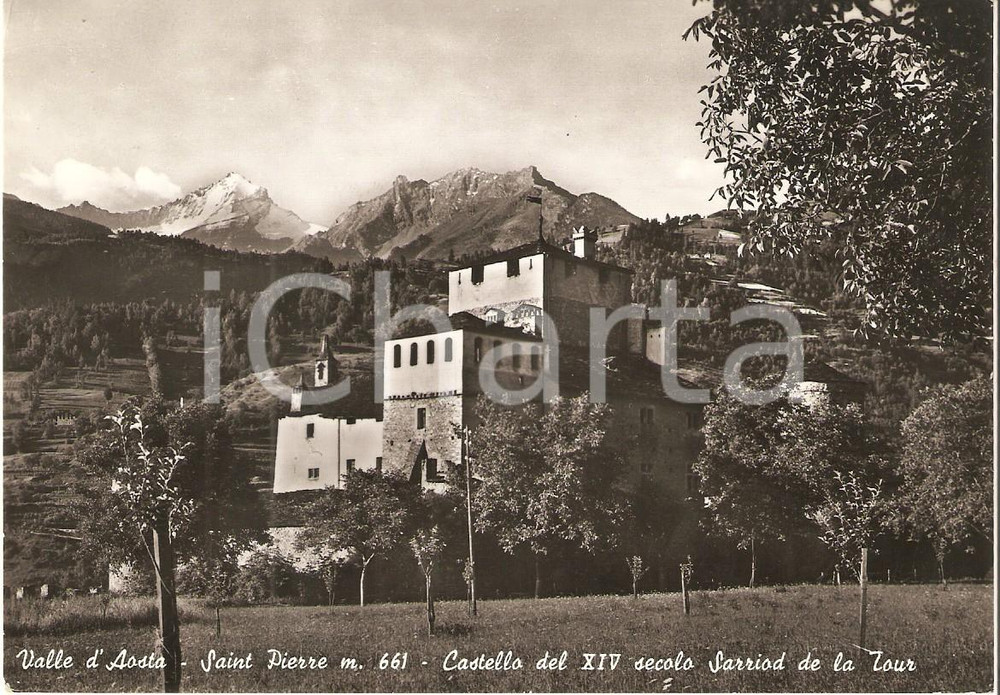 Cartolina originale da collezione 1955 ca SAINT PIERRE AO Veduta con Castello SARRIOD DE LA TOUR Cartolina FG VG 1