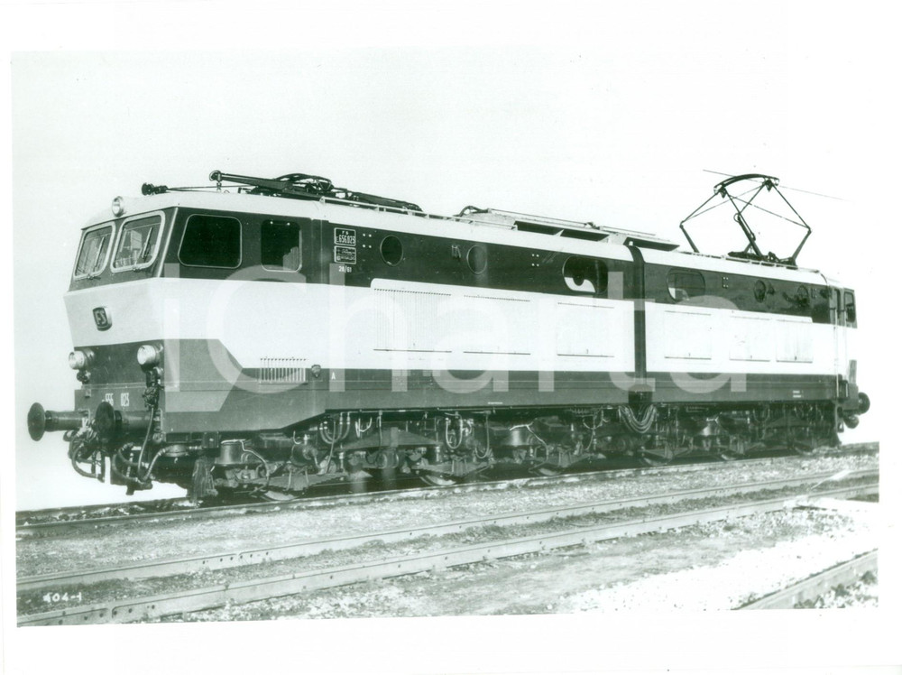 Fotografia d epoca originale 1975 ca FERROVIE DELLO STATO Locomotiva GR E 656 Caimano Fotografia seriale 1