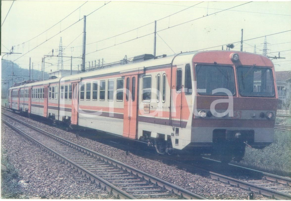 Fotografia d epoca originale 1975 ca FERROVIE DELLO STATO Automotrice Aln 990 Fotografia 1
