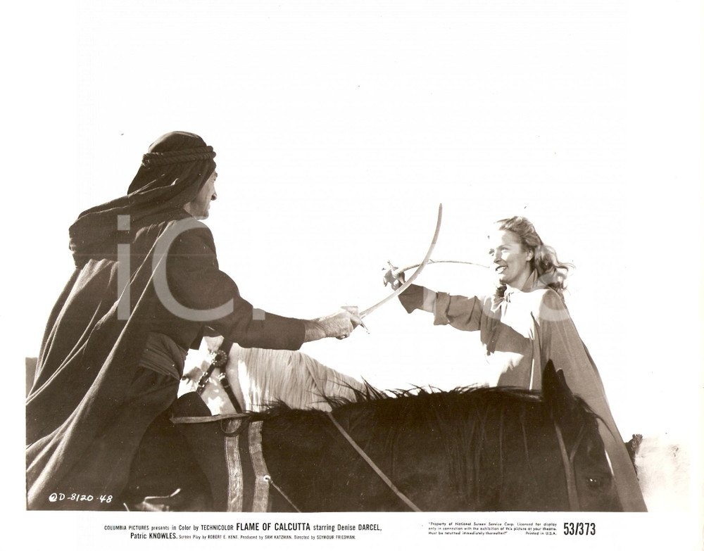 Fotografia d epoca originale 1953 FLAME OF CALCUTTA Denise DARCEL combattimento con sciabola Foto di scena 1