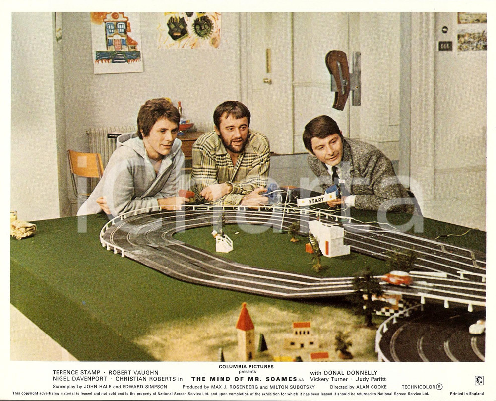 Oggetto da collezione cartaceo 1970 MIND OF MR. SOAMES Terence STAMP plays with toy cars LOBBY CARD Manifestino 1