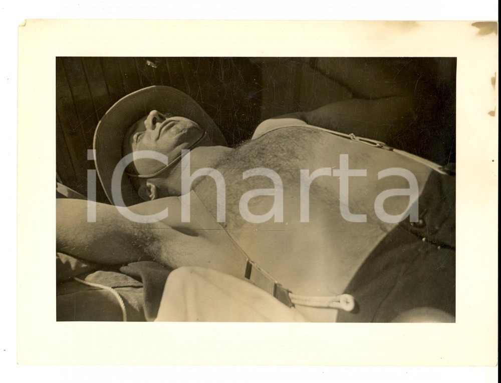 Fotografia d epoca originale 1950 ca FRANCE Il riposo del lavoratore Foto VINTAGE 18x14 cm 1