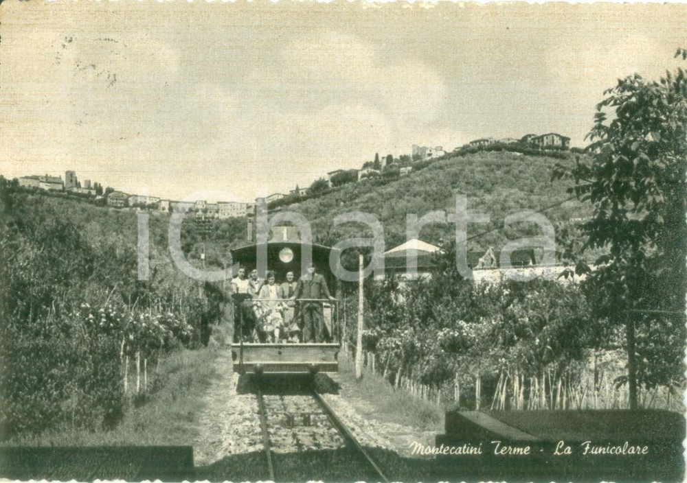 Cartolina originale da collezione 1959 MONTECATINI TERME Turisti sulla funicolare con controllore Cartolina FG VG 1