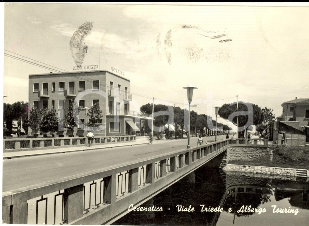 Cartolina originale da collezione 1957 CESENATICO FC Viale TRIESTE e Albergo TOURING Cartolina FG VG 1