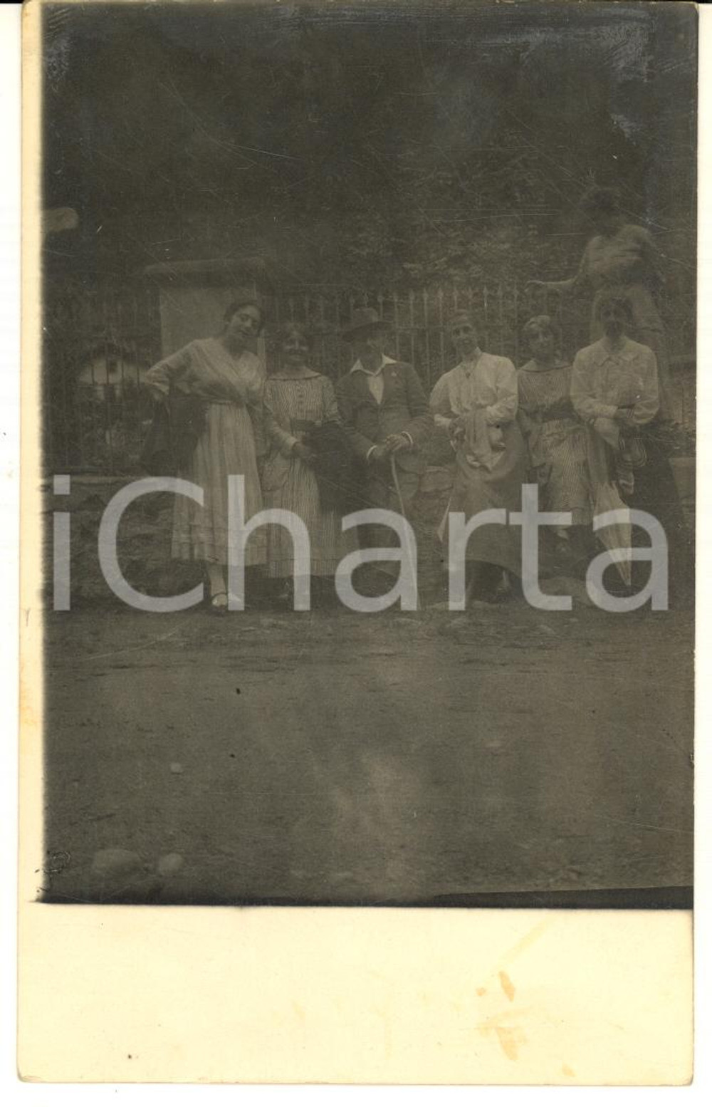 Fotografia d epoca originale 1918 TORINO Gruppo di famiglia al femminile Foto cartolina VINTAGE 1