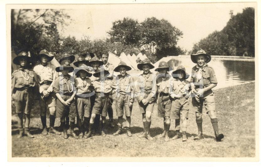 Fotografia d epoca originale 1925 TAINO VA Piccoli scout in campeggio al lago Foto VINTAGE 7x11 cm 1