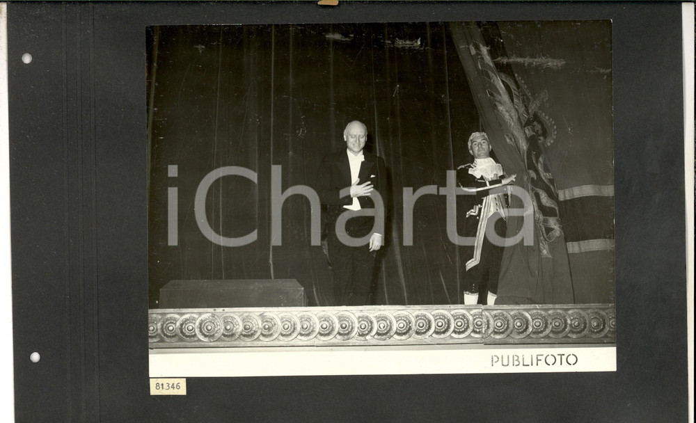 Fotografia d epoca originale 1950 LONDON TournÃ©e TEATRO ALLA SCALA FALSTAFF  Victor DE SABATA sul palco 1