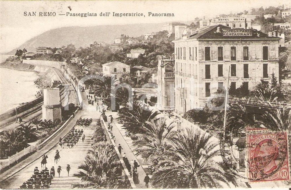 Cartolina originale da collezione 1908 SANREMO Parata dei bersaglieri su Passeggiata dell Imperatrice Cartolina FP 1