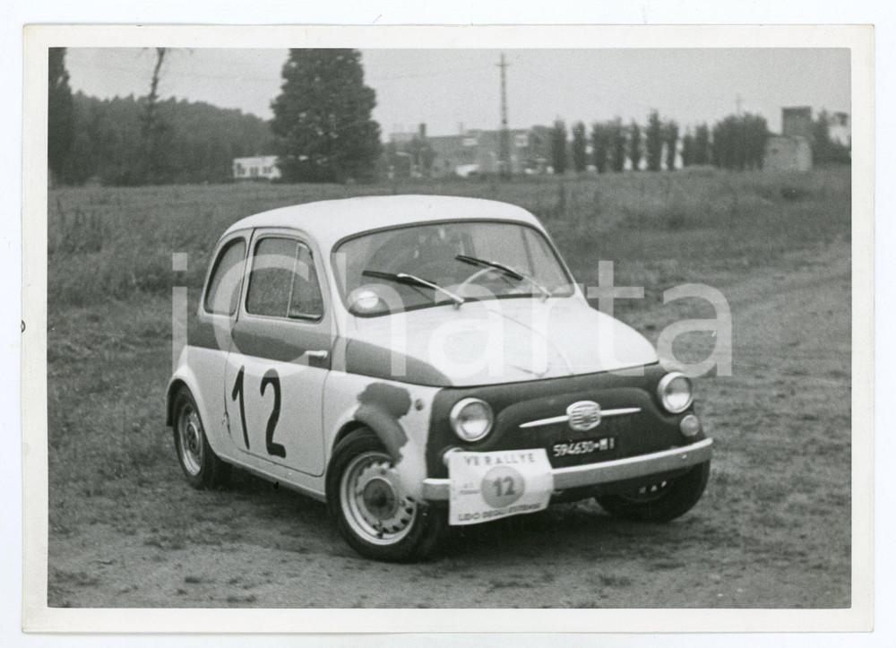 Fotografia d epoca originale 1960 ca VI RALLY LIDO DEGLI ESTENSI Fiat 500 durante la gara Foto JOLLY CLUB 1