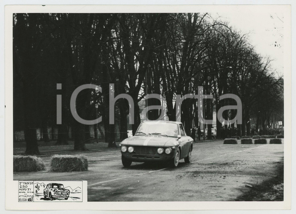 Fotografia d epoca originale 1966 NOVARA IÂ° Trofeo 250 minuti Lancia Fulvia coupÃ© slalom JOLLY CLUB Foto 1