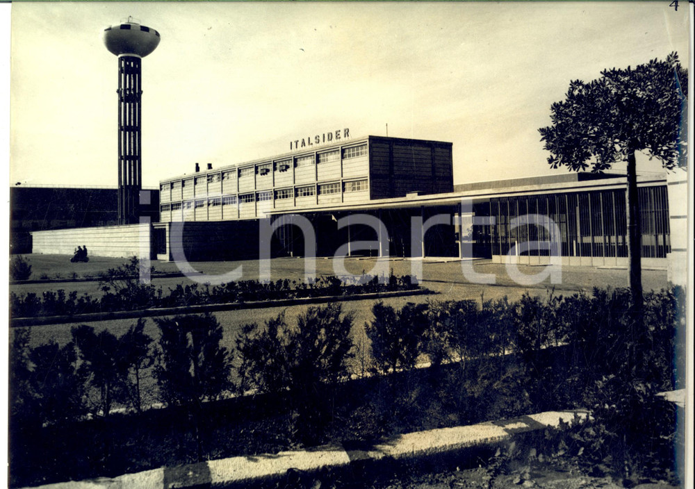 Fotografia d epoca originale 1965 ca TARANTO Veduta del tubificio ITALSIDER Fotografia artistica 30x22 cm 1