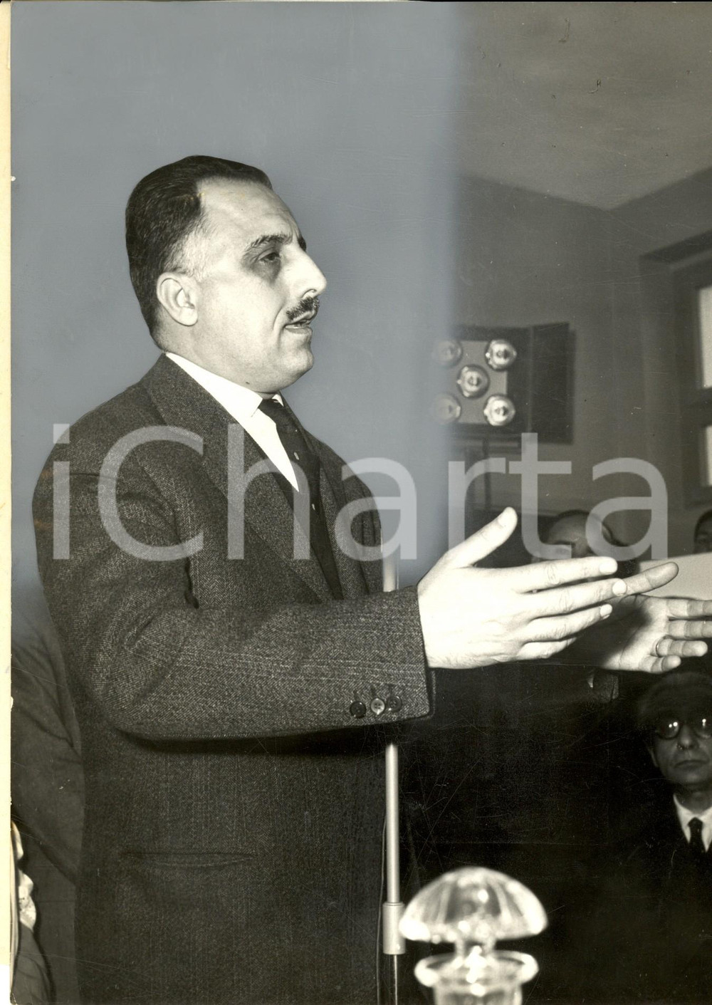 Fotografia d epoca originale 1962 CAGLIARI Discorso di Efisio CORRIAS presidente Regione Sardegna Foto 1