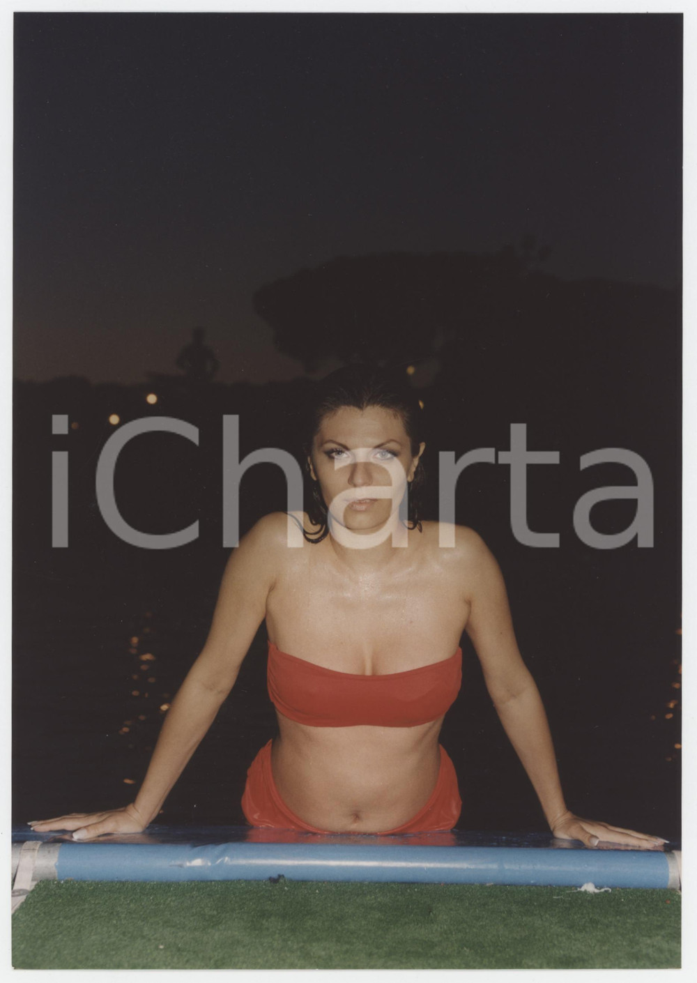 Fotografia d epoca originale 1995 ca COSTUME ITALIA Attrice Leila VIRZÃŒ in piscina  Foto 15x22 cm 6 1