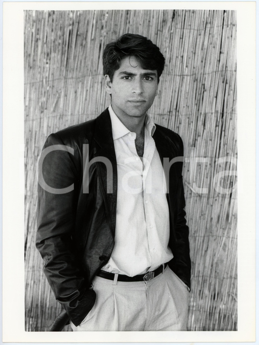Fotografia d epoca originale 1985 ca ITALIA  CINEMA Vincent SPANO Ritratto dell attore  Foto 17x24 cm 1