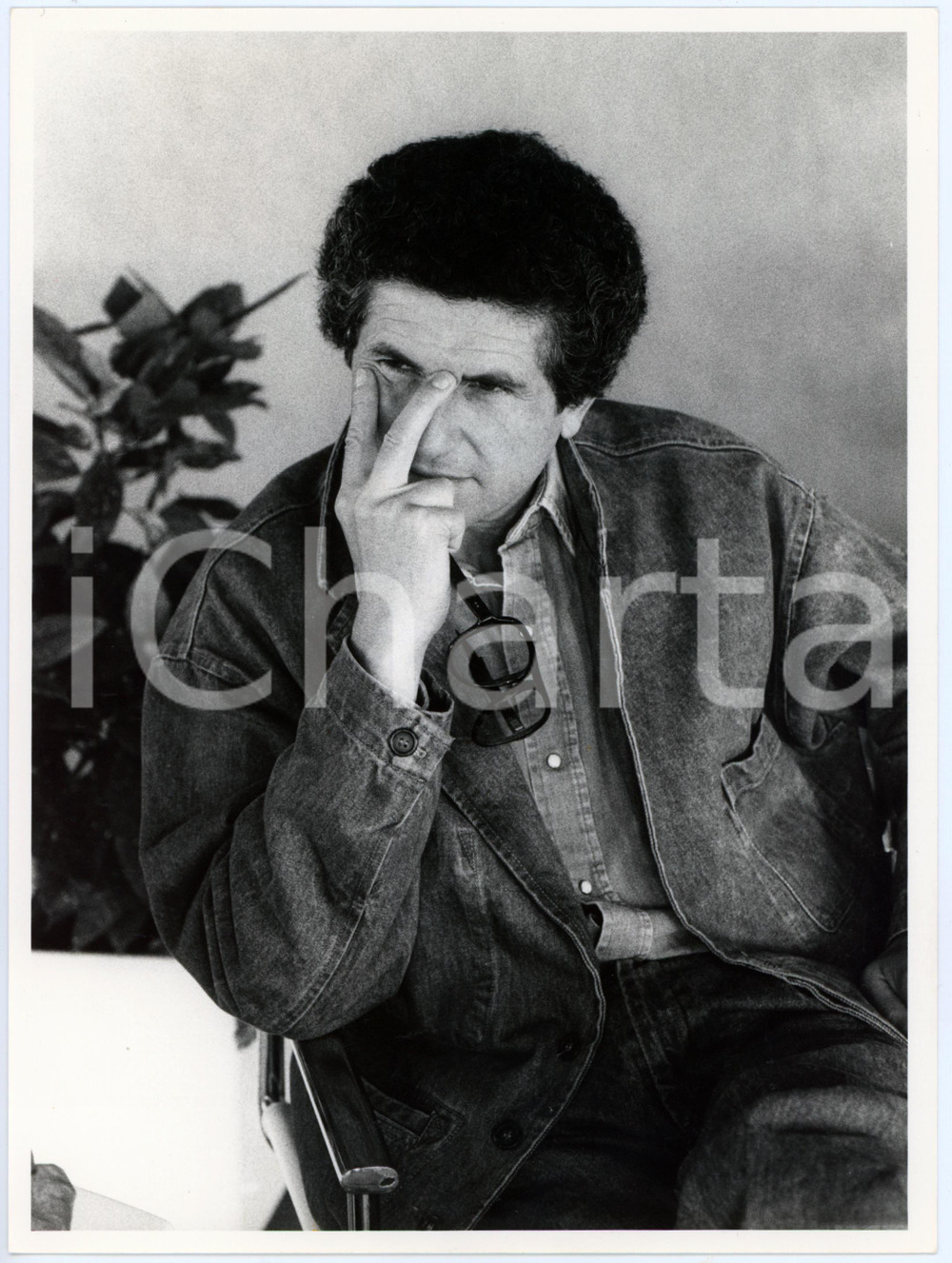 Fotografia d epoca originale 1985 ca CINEMA Claude LELOUCH Ritratto del regista  Foto 17x24 cm 1