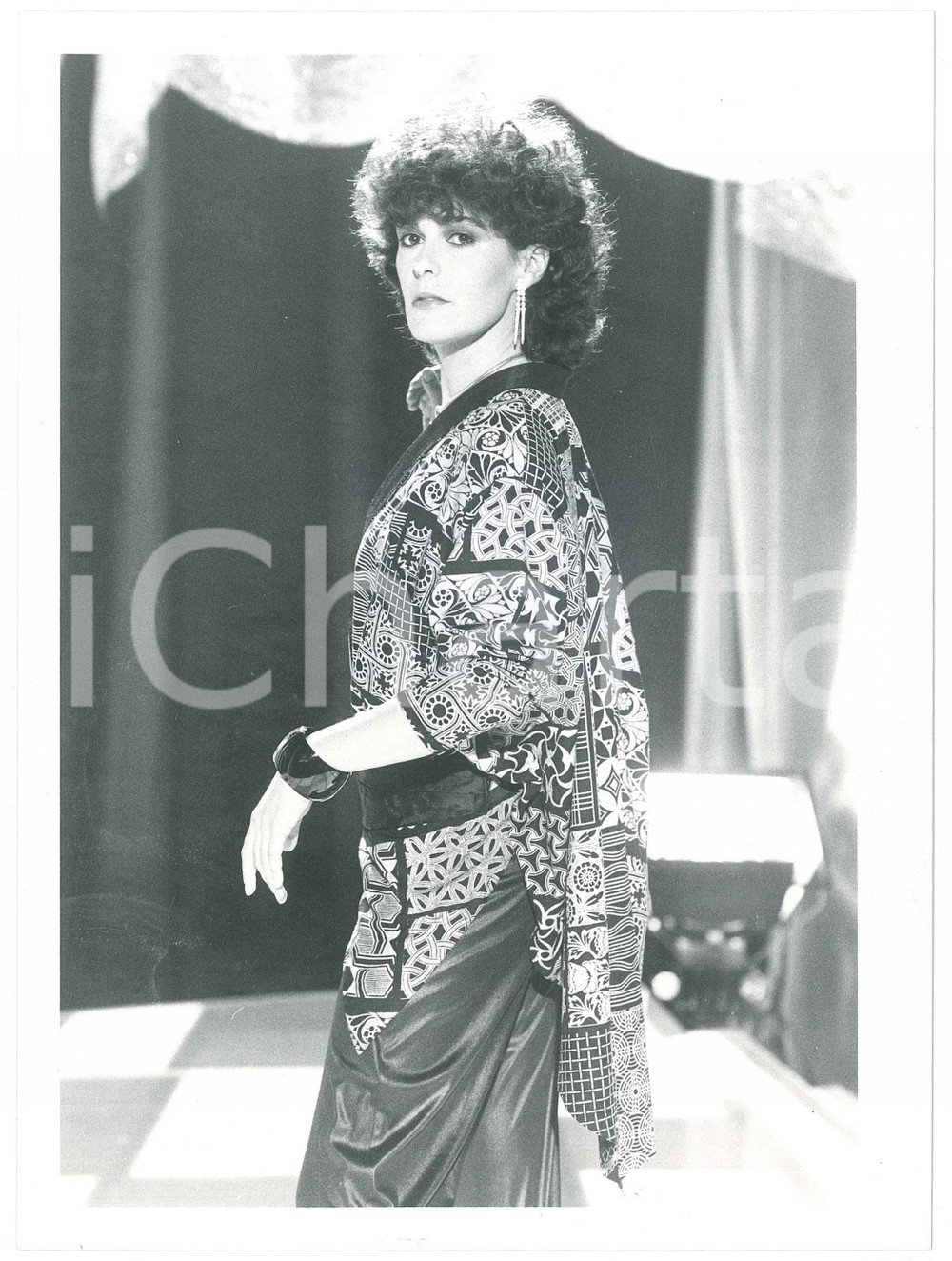 Fotografia d epoca originale 1985 ca ITALIA  SPETTACOLO Mita MEDICI Ritratto dell attrice  Foto 18x24 2 1