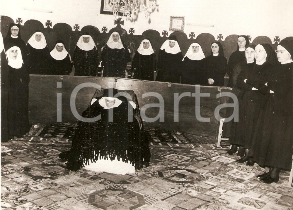 Fotografia d epoca originale 1969 MONASTERO VALLEHERMOSO Centenario Suor Maria Felisa de San JosÃ© DE CALASANZ 1