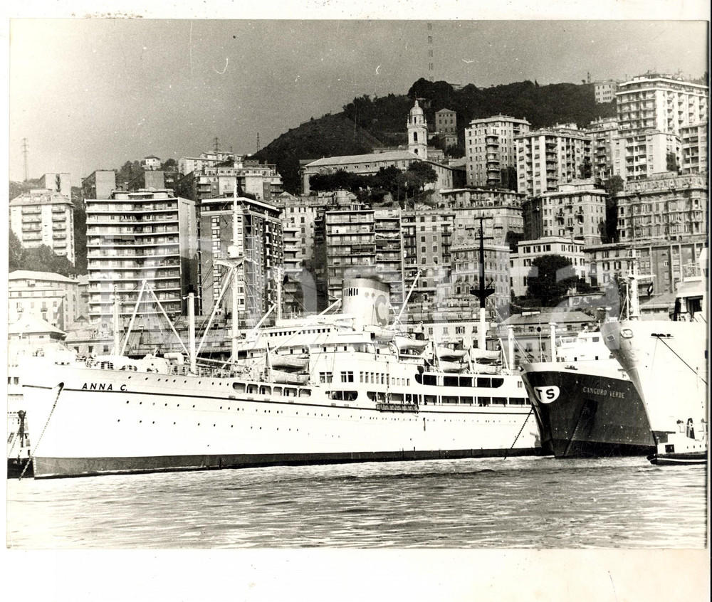 Fotografia d epoca originale 1965 ca GENOVA Nave ANNA COSTA ormeggiata in porto Foto ARTISTICA 24x18 1