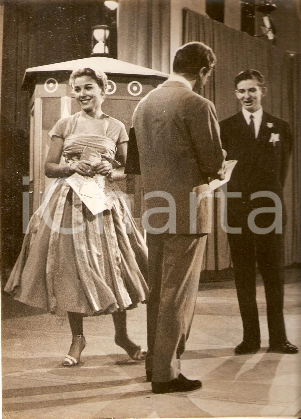 Fotografia d epoca originale 1956 LASCIA O RADDOPPIA Edy CAMPAGNOLI Mike BONGIORNO Umberto FERRERO Foto 13x18 1