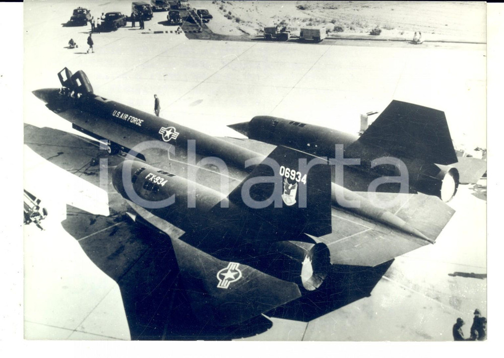 Fotografia d epoca originale 1965 US AIR FORCE Nuovo aereo polivalente trisonico LOCKHEED SR 71 Foto 18x13 cm 1