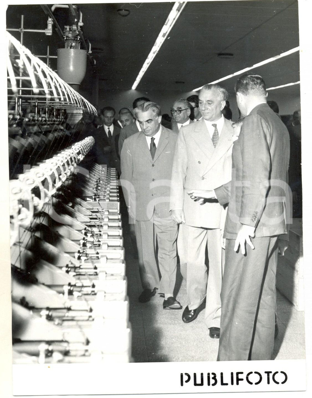 Fotografia d epoca originale 1957 MARATEA Gennaro CASSIANI Pietro CAMPILLI all inaugurazione Lanifici Marate 1