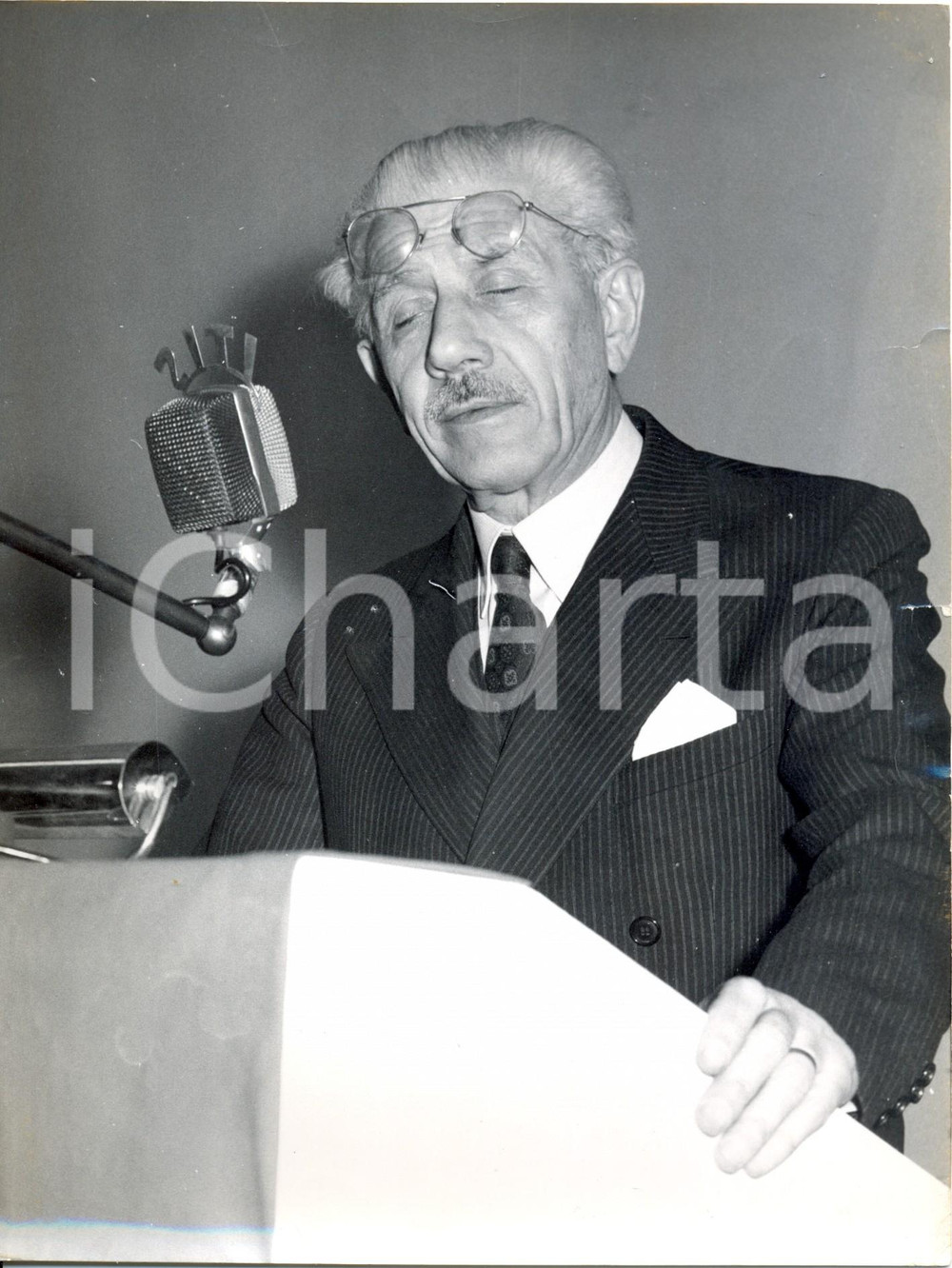 Fotografia d epoca originale 1957 ROMA Ferruccio PARRI al Congresso Nazionale dell Unione Socialista 1
