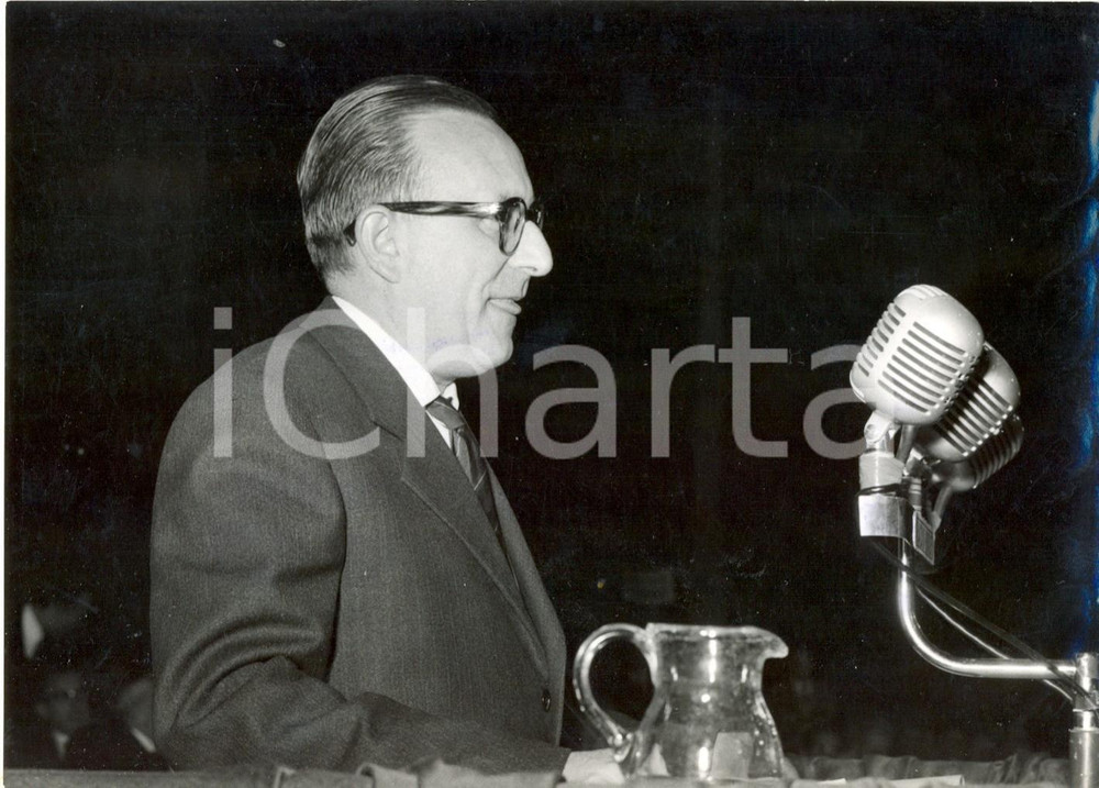 Fotografia d epoca originale 1959 FIRENZE  CONGRESSO DEMOCRAZIA CRISTIANA  Discorso di Mariano RUMOR Foto 1