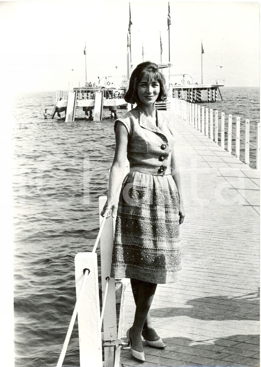 Fotografia d epoca originale 1962 23Â° FESTIVAL INTERNAZIONALE DEL CINEMA DI VENEZIA  Emmanuelle RIVA Foto 1