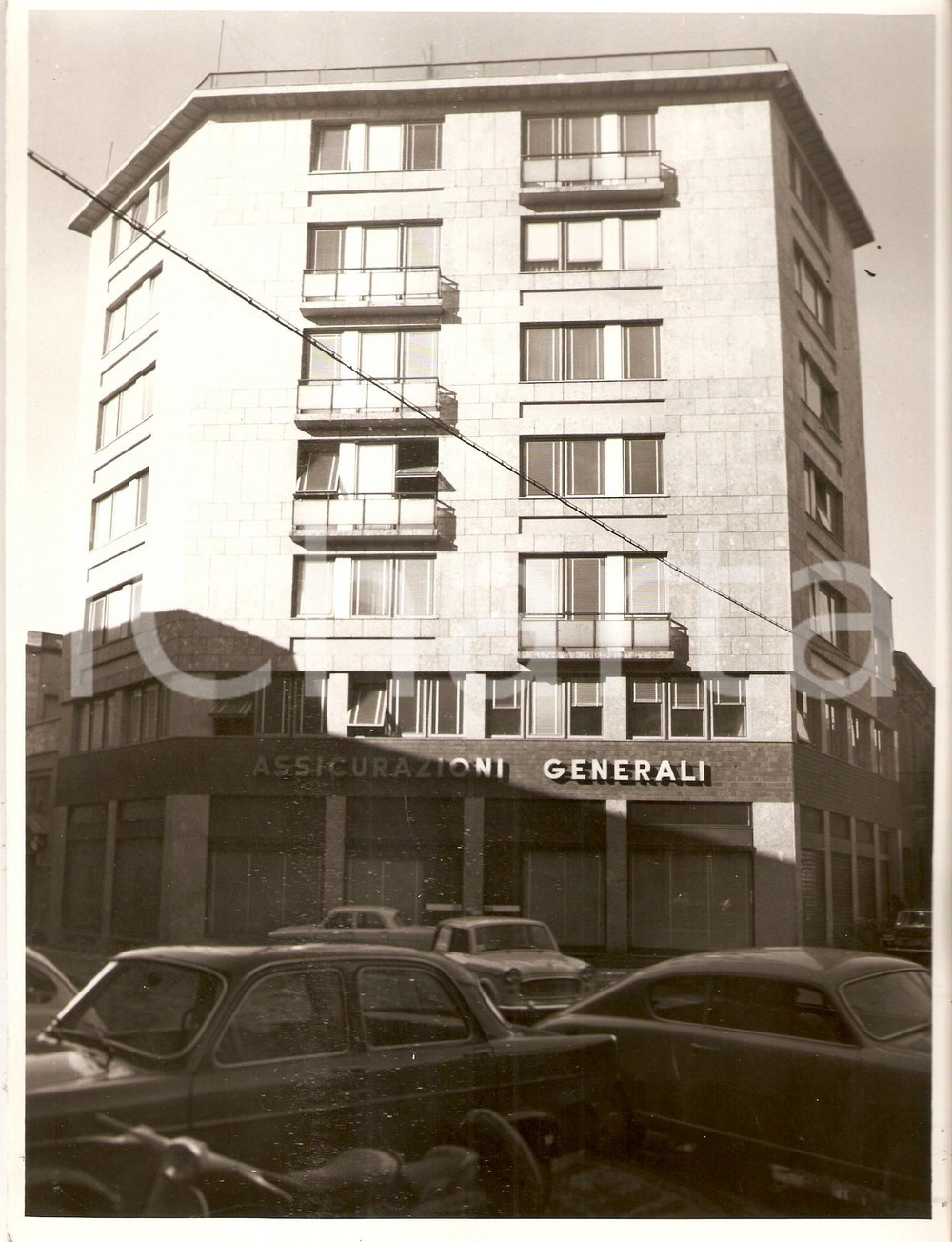 Fotografia d epoca originale 1975 ca VOGHERA Condominio Barbieri  Sede Assicurazioni GENERALI Foto 1