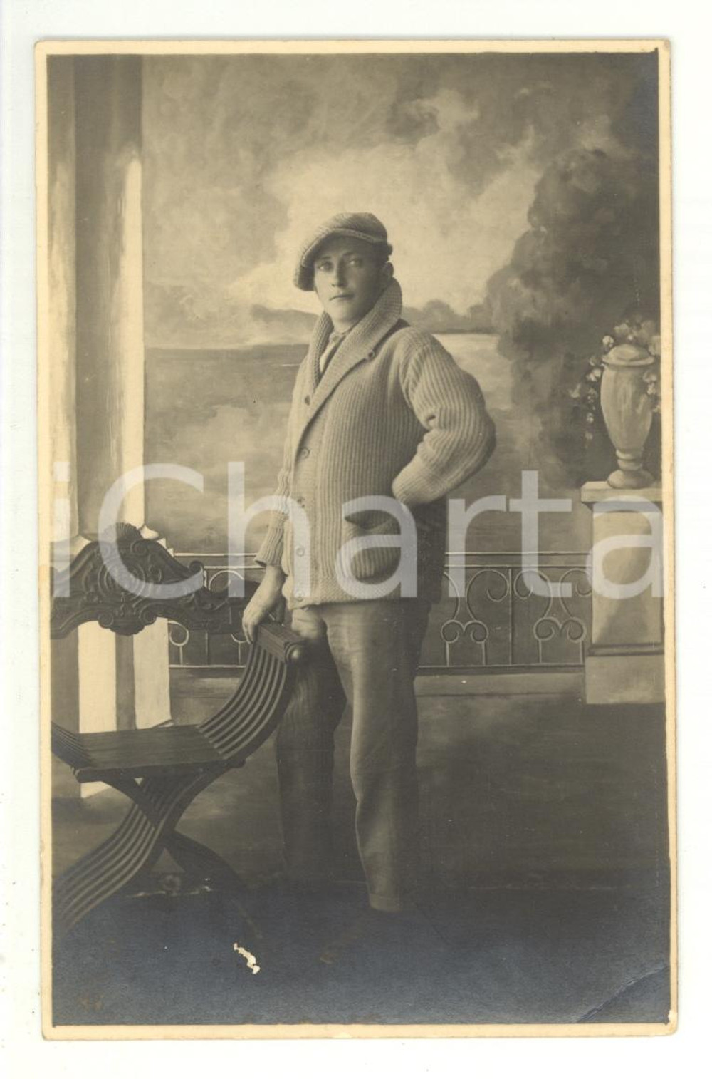 Fotografia d epoca originale 1925 ca ITALIA Ritratto di giovane bohÃ©mien  Foto cartolina VINTAGE 1