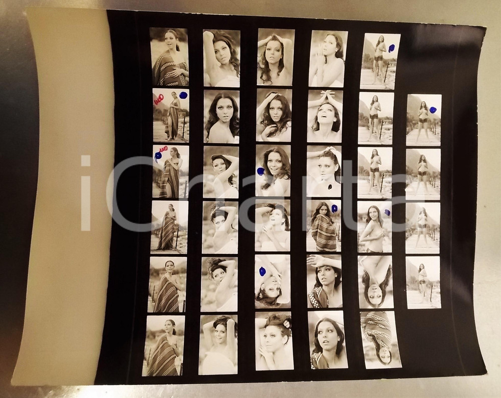 Fotografia d epoca originale 1970 ca Tamara BARONI nuda in spiaggia  Set fotografico Foto 34 provini 1