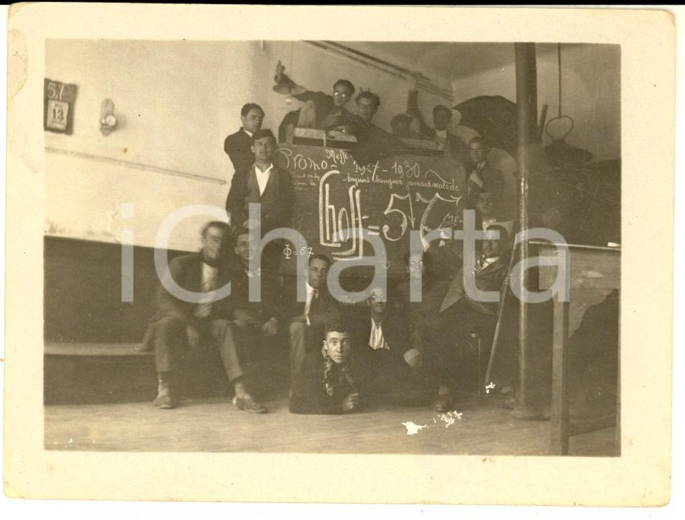Fotografia d epoca originale 1930 FRANCE GOLIARDIA Gruppo di studenti Toujours bringuer jamais malade Foto 1