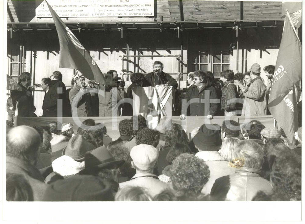 Fotografia d epoca originale 1990 ca GENOVA Comizio manifestazione sindacale Foto VINTAGE 24x18 1
