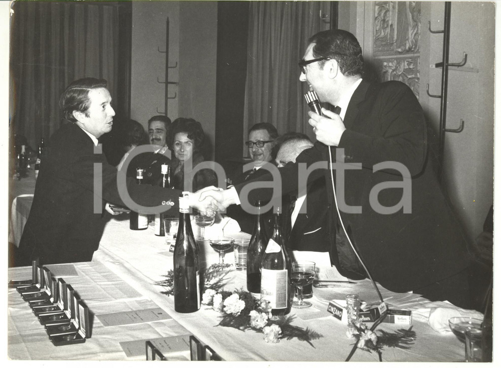 Fotografia d epoca originale 1990 ca GENOVA Cerimonia di premiazione Foto 24x18 cm 16 1