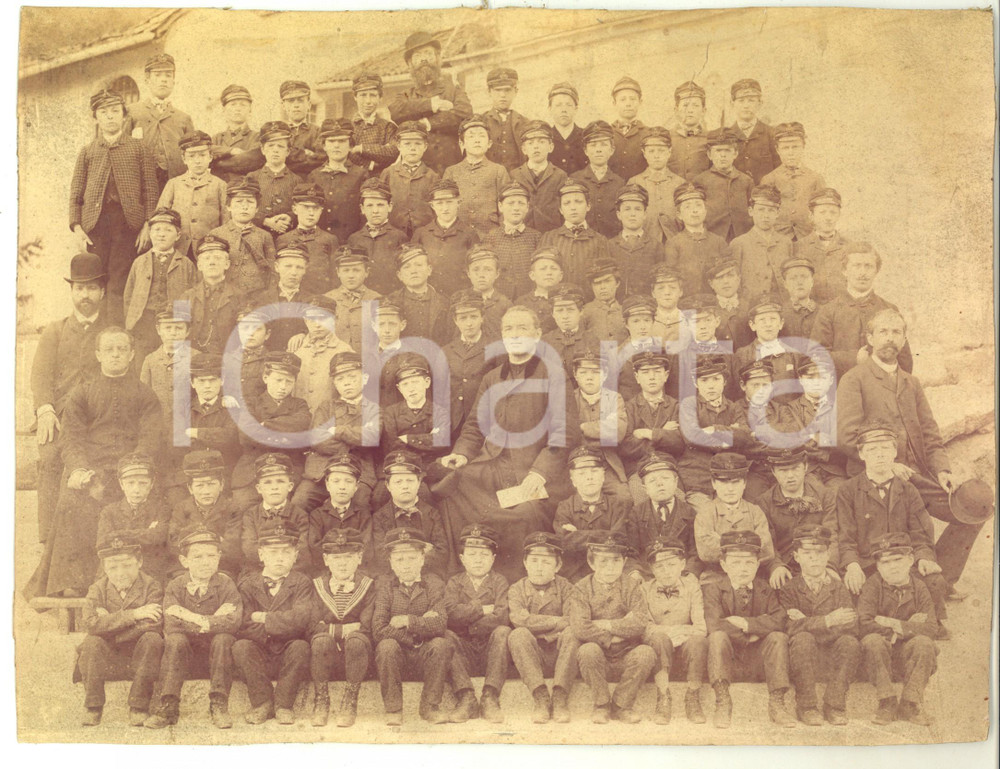 Fotografia d epoca originale 1886 ITALIA Alunni del Collegio Convitto S. G.  con insegnante  Foto RARA 1
