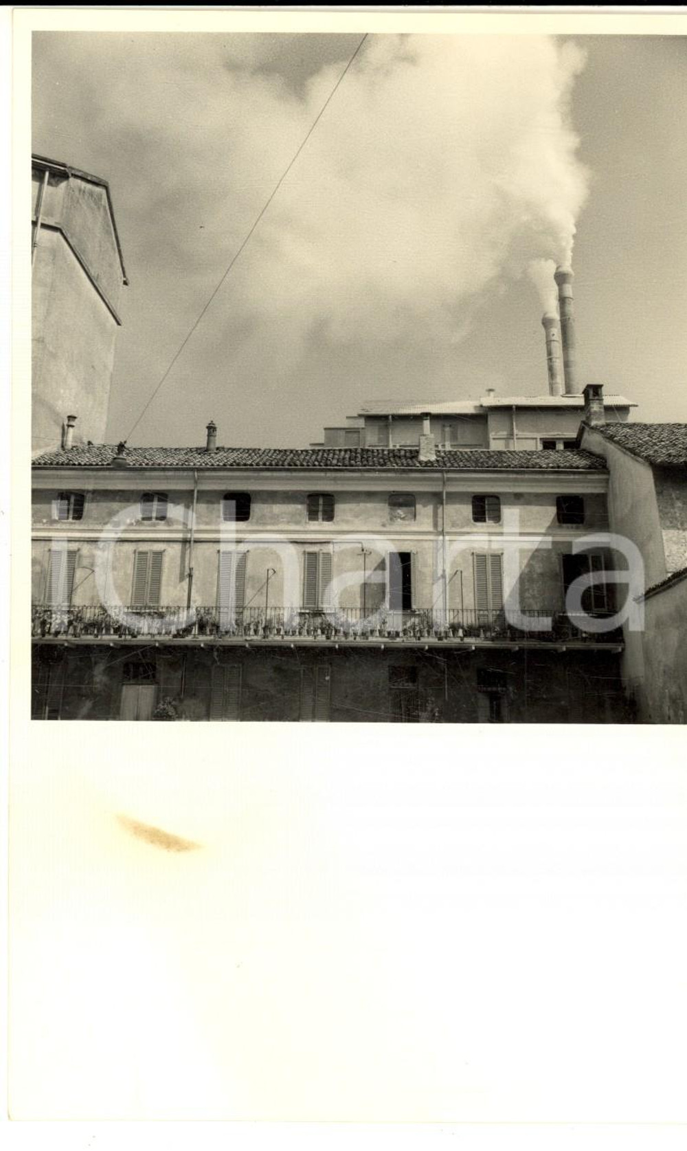Fotografia d epoca originale 1961 STRADELLA Cortile con cementificio in attivitÃ   Foto PERDUCA 12x18 1