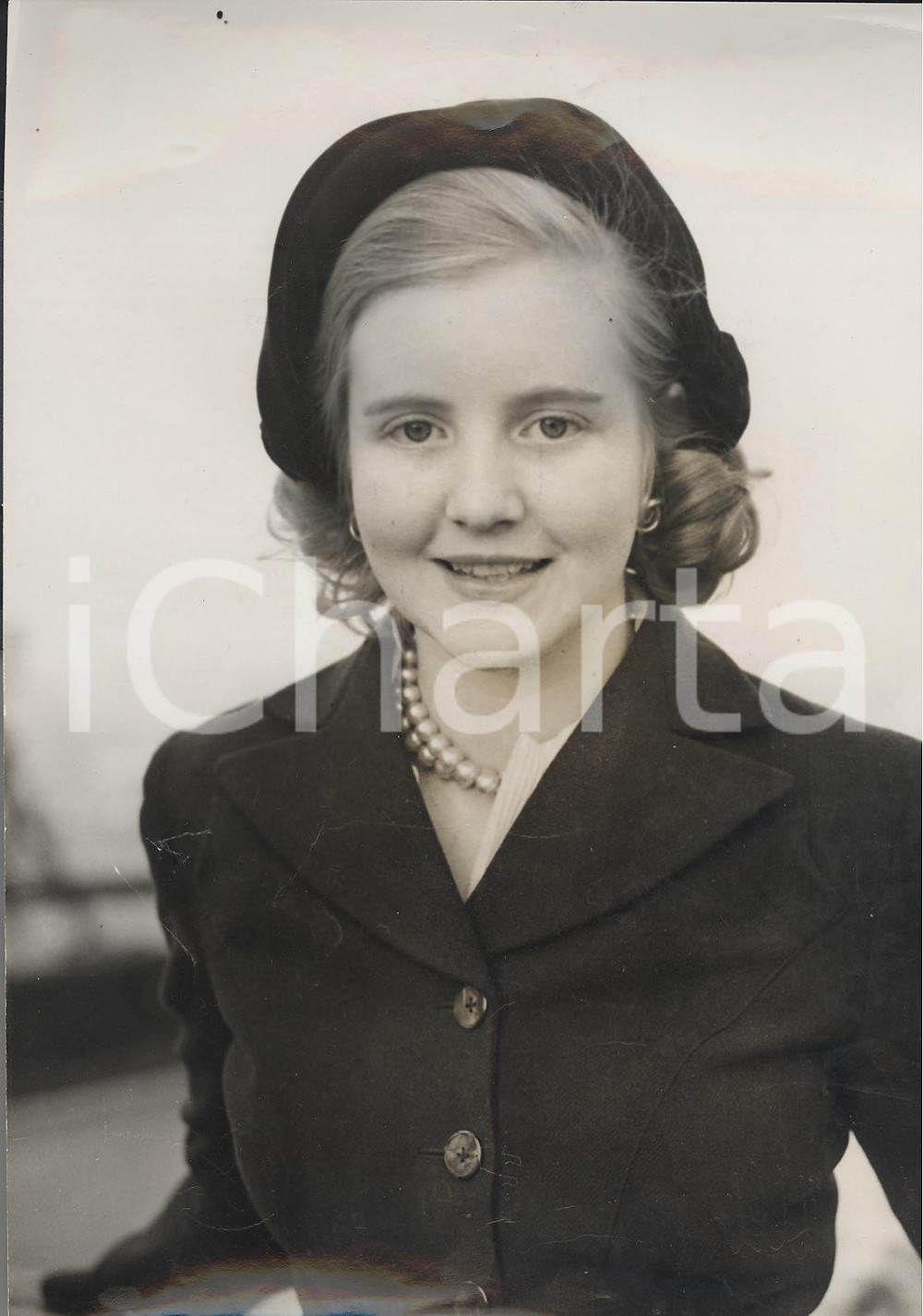 Fotografia d epoca originale 1953 SOUTHAMPTON Anne COKE one of the six maid honour Queen s Coronation Photo 1