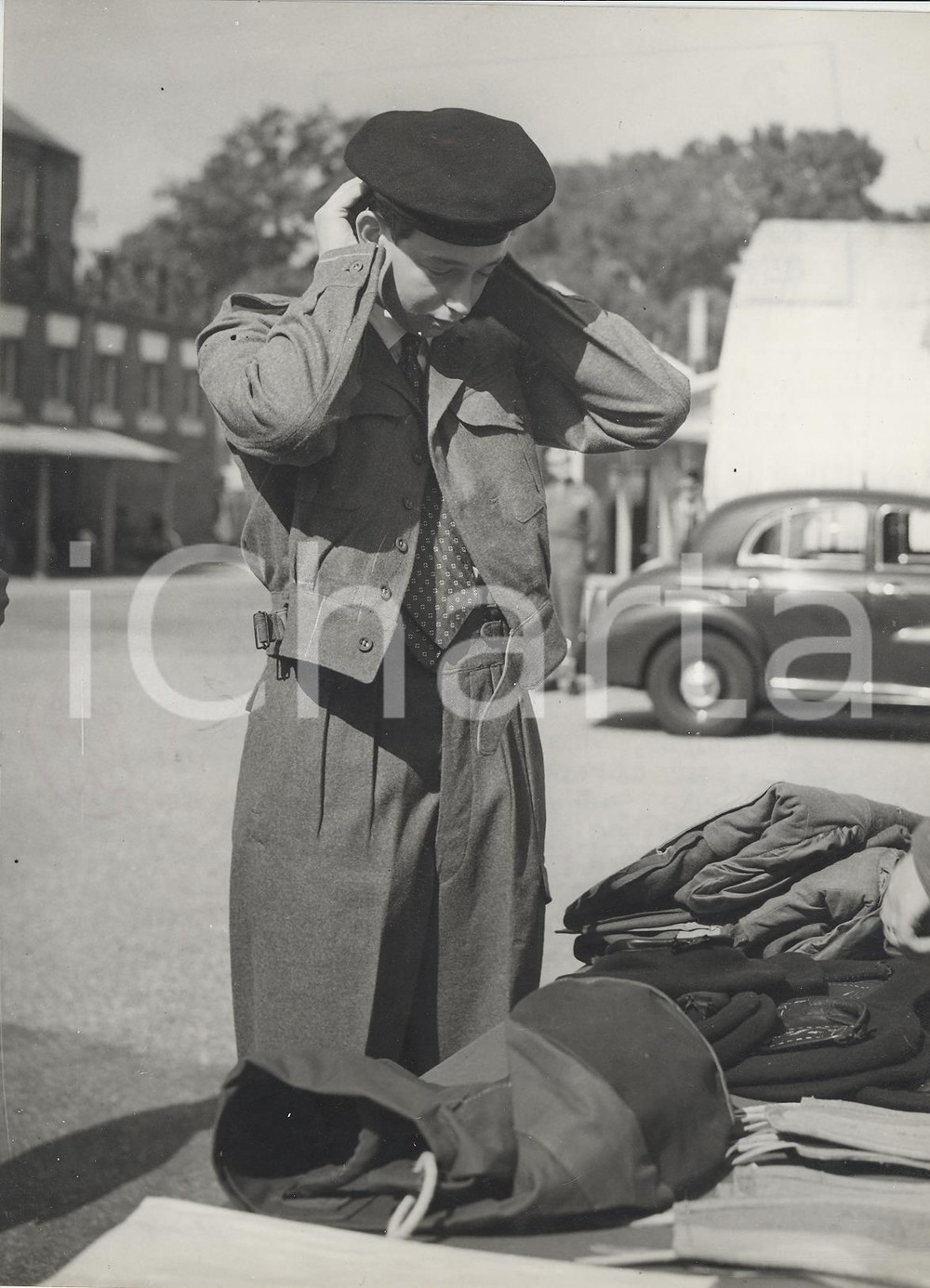 Fotografia d epoca originale 1953 SURREY Prince Edward Duke of Kent enlisted in Royal Military Academy Foto 1