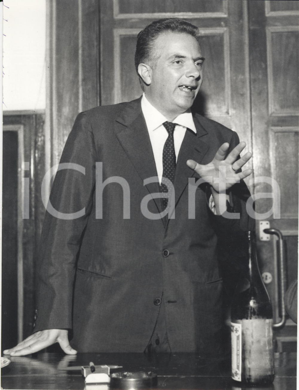 Fotografia d epoca originale 1958 VARESE Villa Mirabello  Loris FORTUNA del PSI a favore del divorzio Foto 1