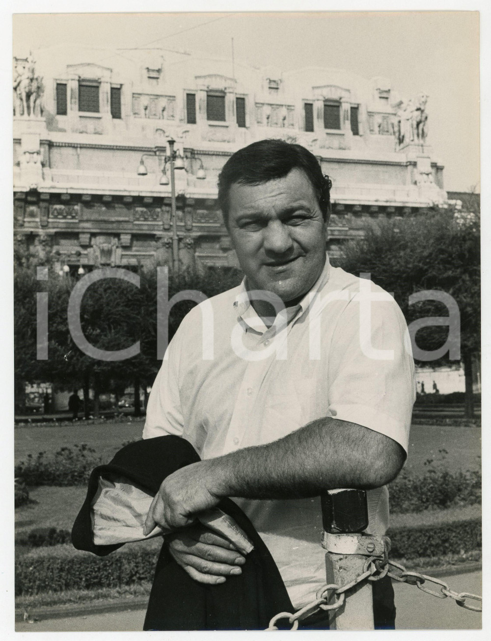 1966 MILANO Piazza Duca d'Aosta - Louis GUARINO campione mondiale pesi massimi
