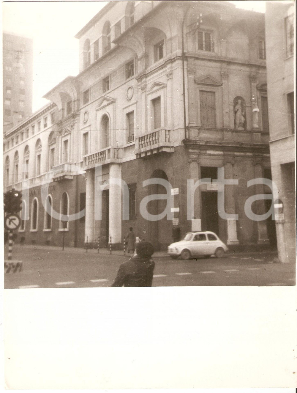 Fotografia d epoca originale 1970 ca PADOVA Via Giuseppe Verdi  Sede Banco popolare di Padova e Treviso Foto 1