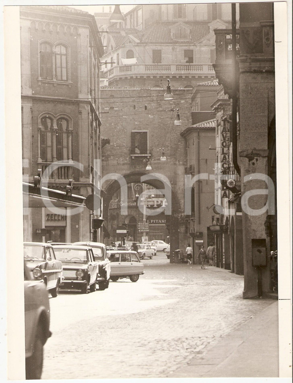 1970 PADOVA Scorcio della città con negozio Confezioni L. PITASSI Foto ARTISTICA