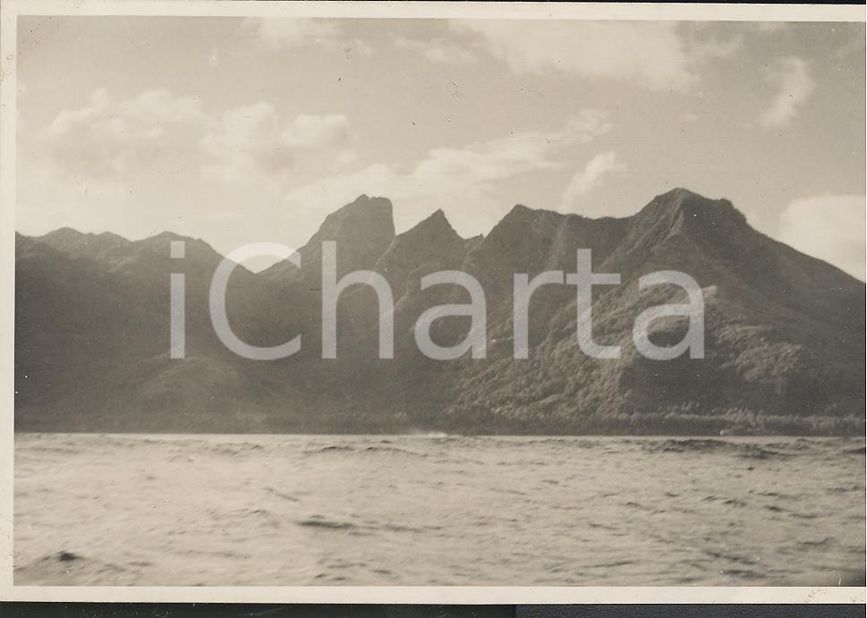 Fotografia d epoca originale 1937 MOOREA Polinesia Francese Veduta al tramonto  REAL PHOTO cm 13,5 x 8,5 1