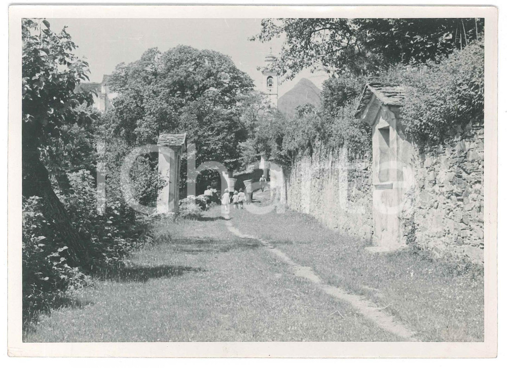 Fotografia d epoca originale 1950 ca LOMBARDIA COSTUMI Scena con famiglia contadina  Foto artistica 18x13 cm 1