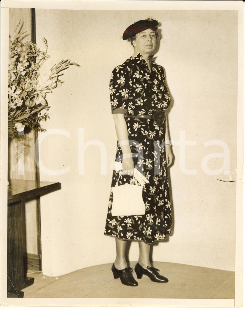 Fotografia d epoca originale 1935 ca NEW YORK Eleanor ROOSEVELT in a pure silk afternoon dress Photo 18x23 1